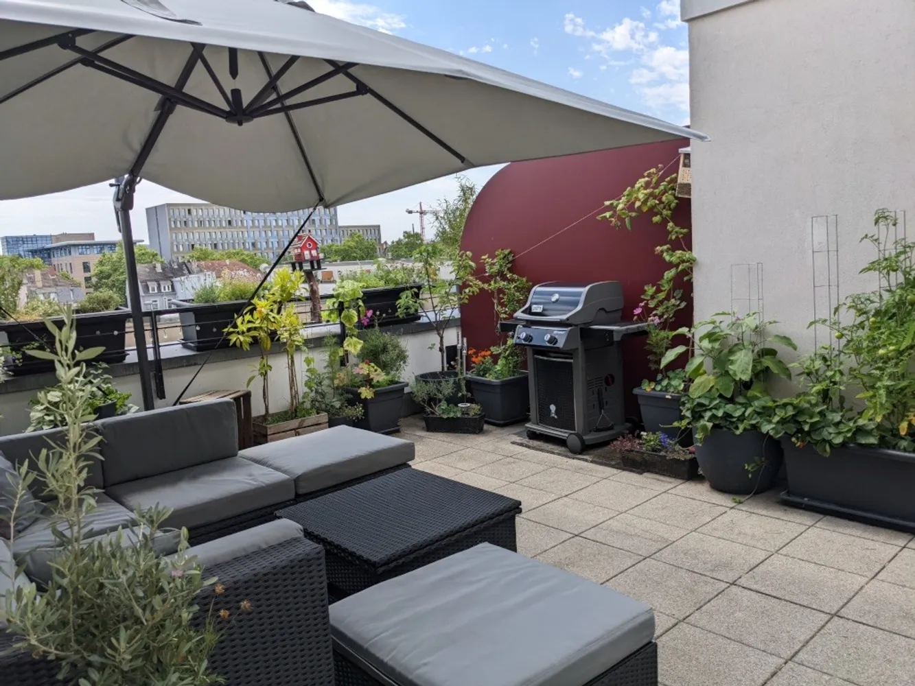 4 Zimmer Wohnung mit 130 m² in Frankfurt am Main – Bild 1