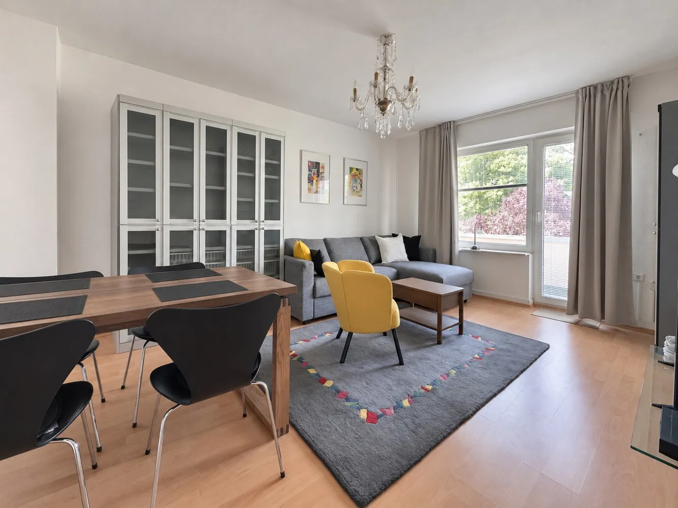 2 room apartment with 50 m² in Frankfurt am Main – Photo 1