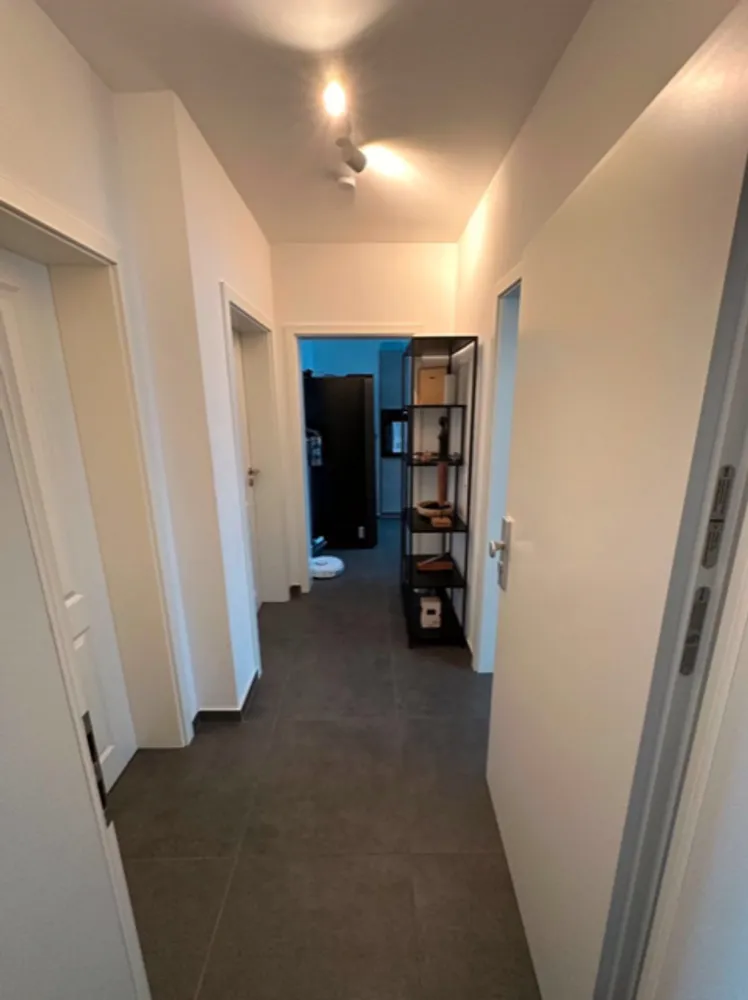 2 Zimmer Wohnung mit 65 m² in Köln – Bild 2