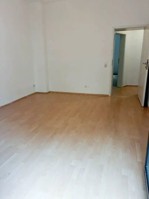 2 Zimmer Wohnung mit 59 m² in Halle (Saale) – Bild 4