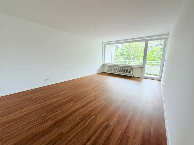 2 Zimmer Wohnung mit 67 m² in Wiesbaden – Bild 2