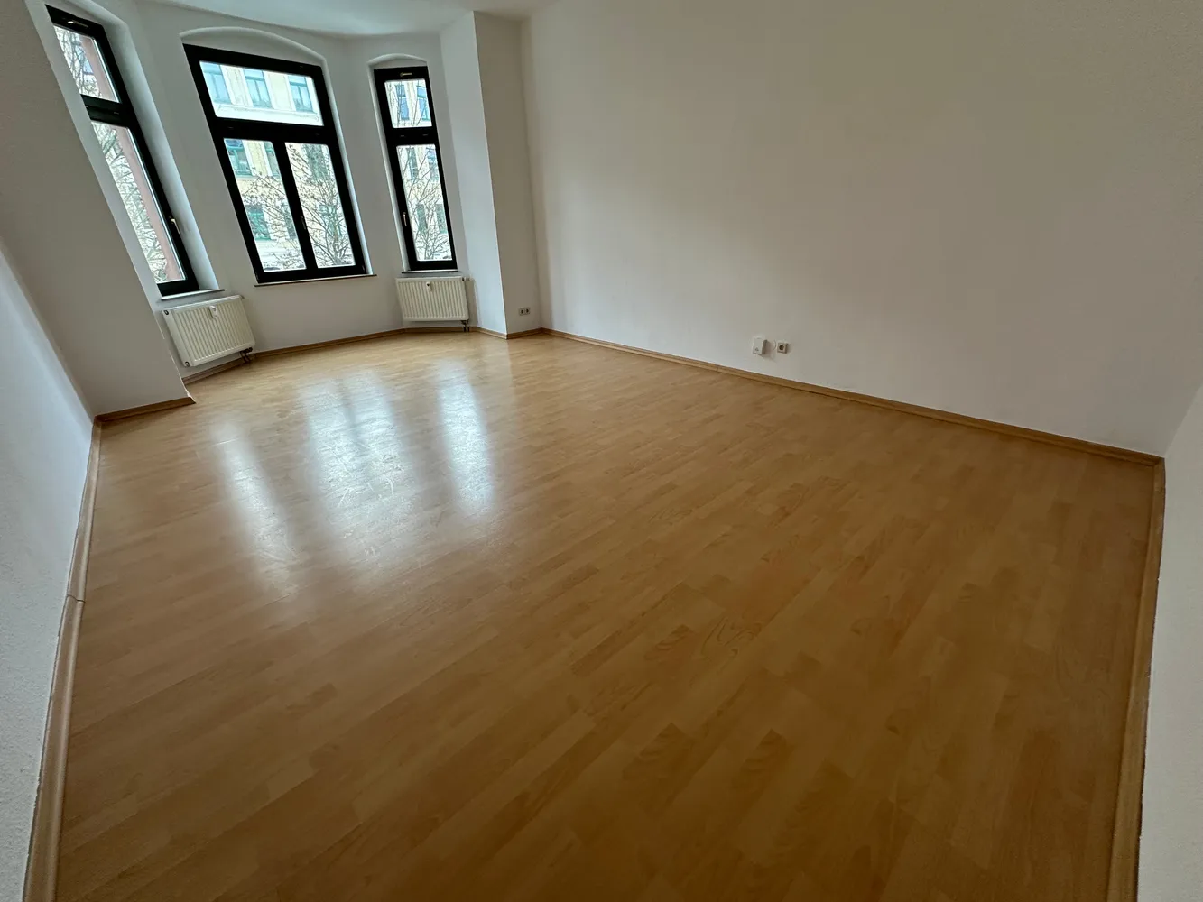 3 room apartment with 80 m² in Chemnitz – Photo 1