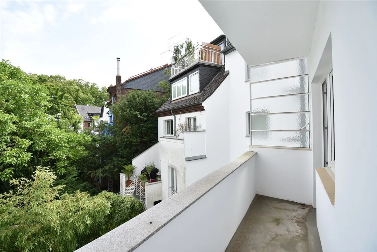 2 Zimmer Wohnung mit 75 m² in Düsseldorf – Bild 11
