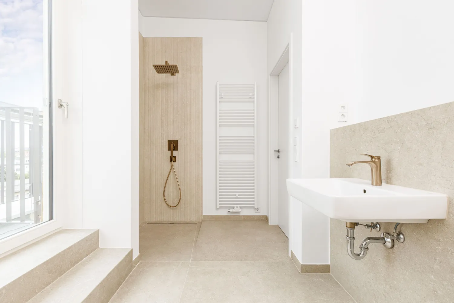6 Zimmer Wohnung mit 196 m² in Berlin – Bild 9
