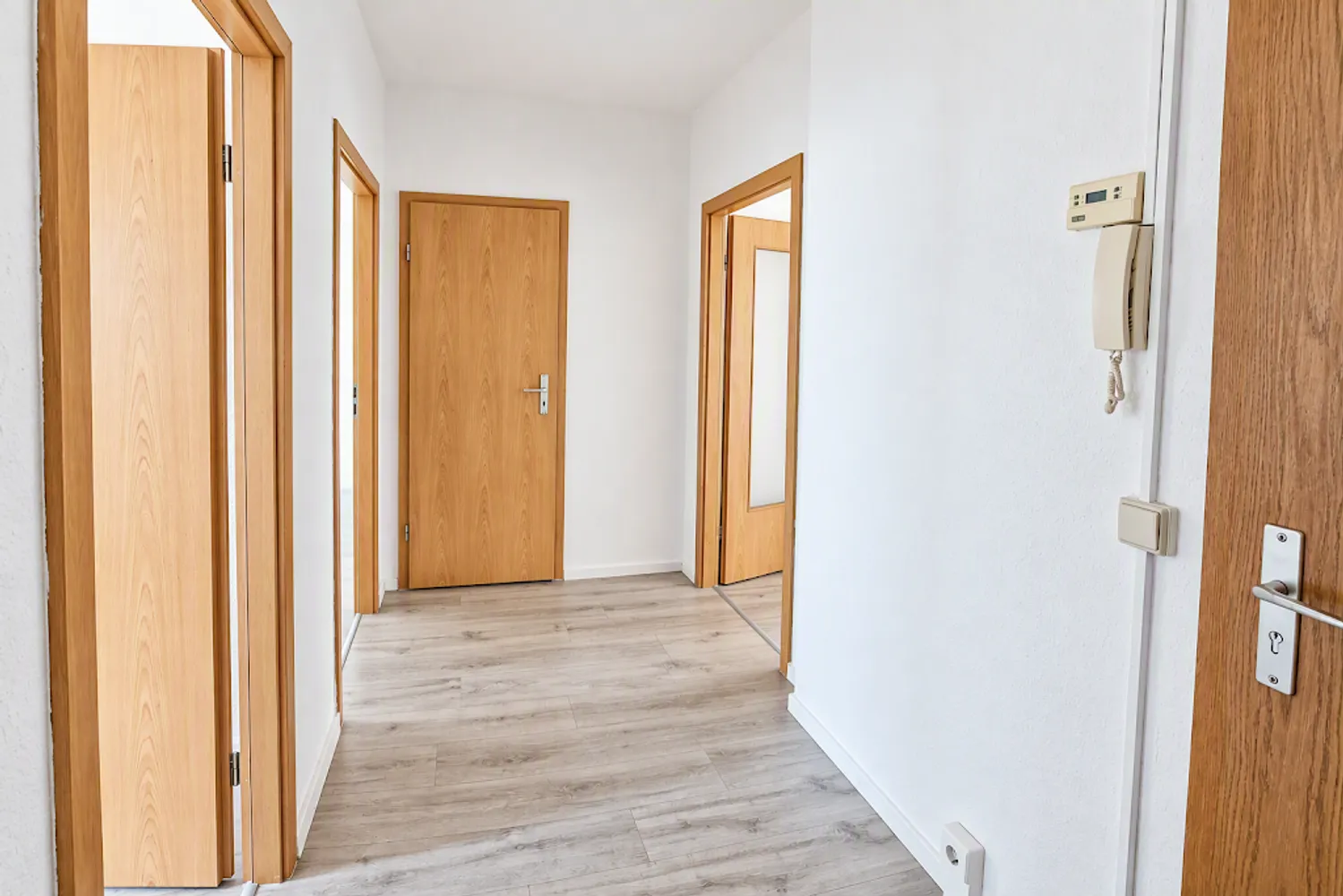 3 Zimmer Wohnung mit 62 m² in Neubrandenburg – Bild 1