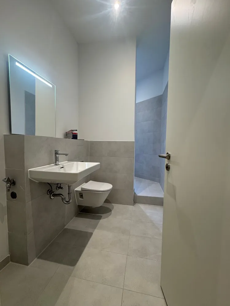 2 Zimmer Wohnung mit 71 m² in Berlin – Bild 6