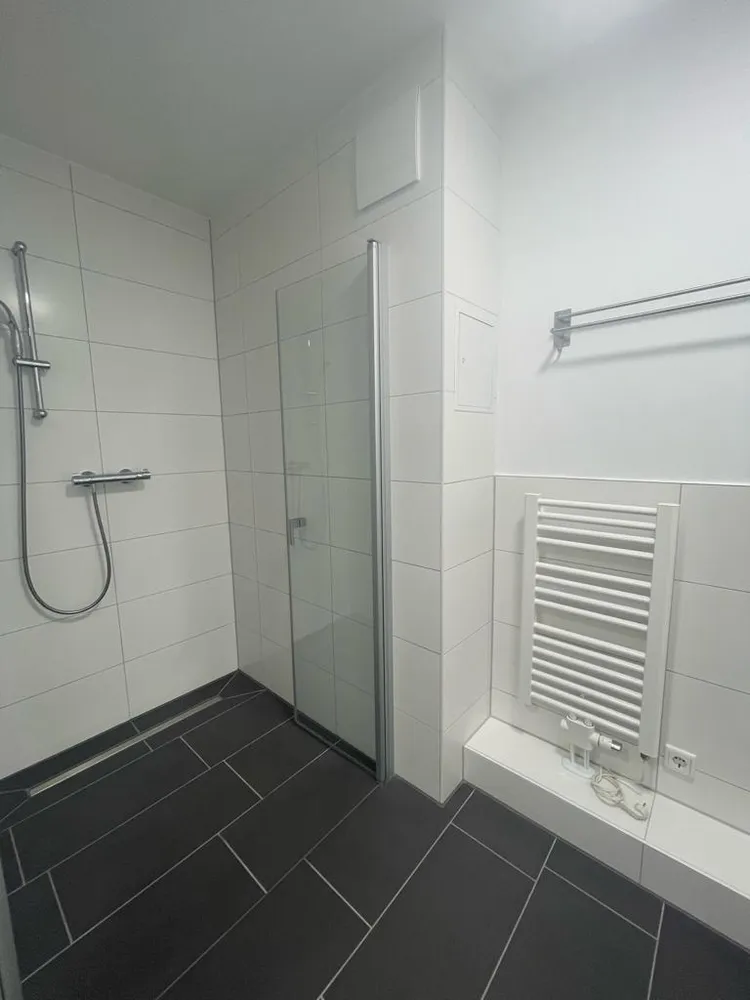 1 room apartment with 24 m² in Berlin – Photo 12