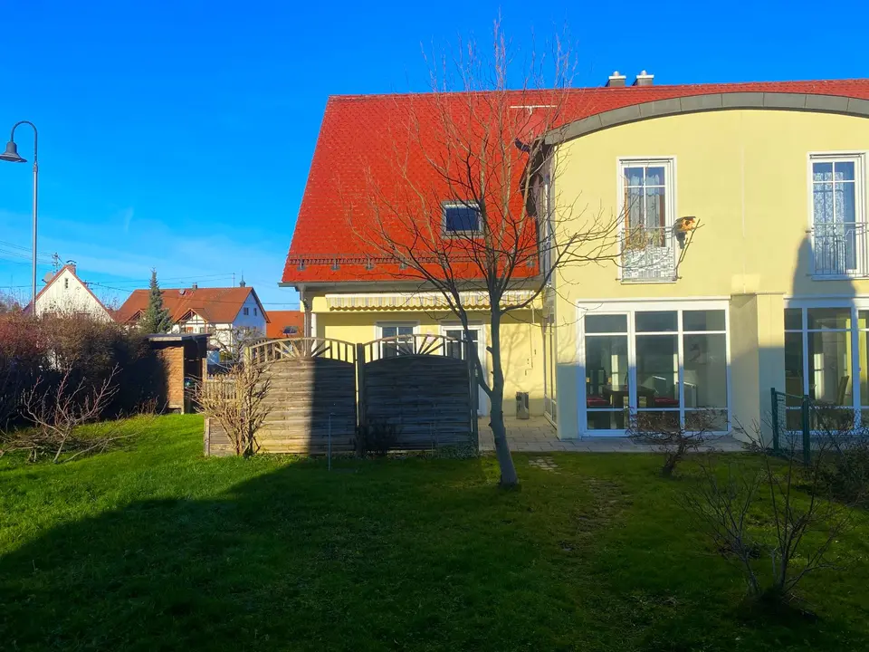 WG-Zimmer mit 140 m² in Augsburg – Bild 2