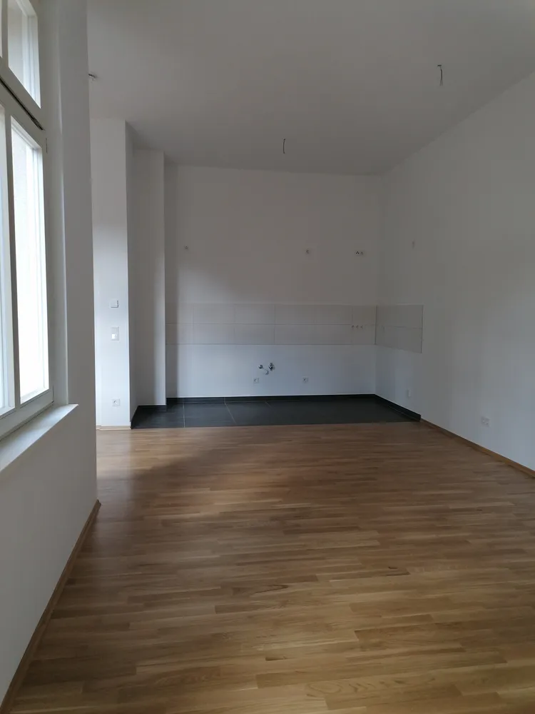 4 Zimmer Wohnung mit 116 m² in Halle (Saale) – Bild 1