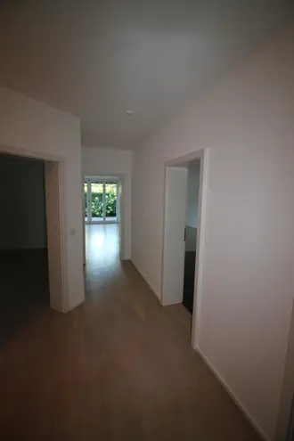 2 Zimmer Wohnung mit 100 m² in Mülheim an der Ruhr – Bild 3