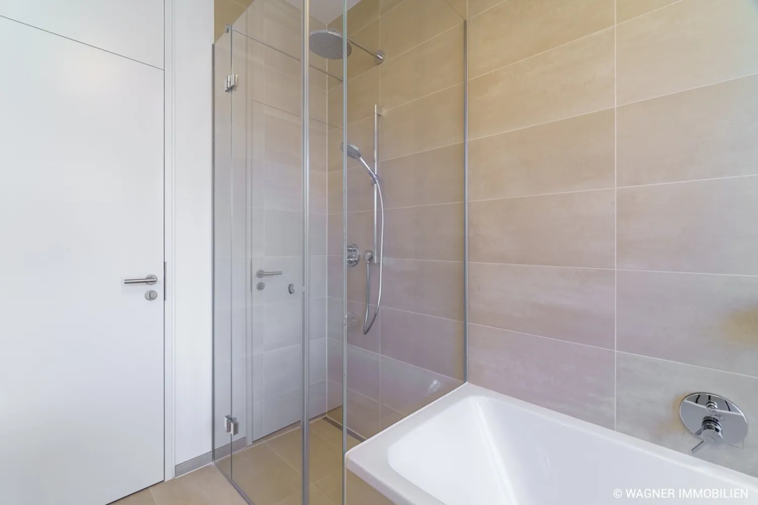 3 Zimmer Wohnung mit 110 m² in Wiesbaden – Bild 7
