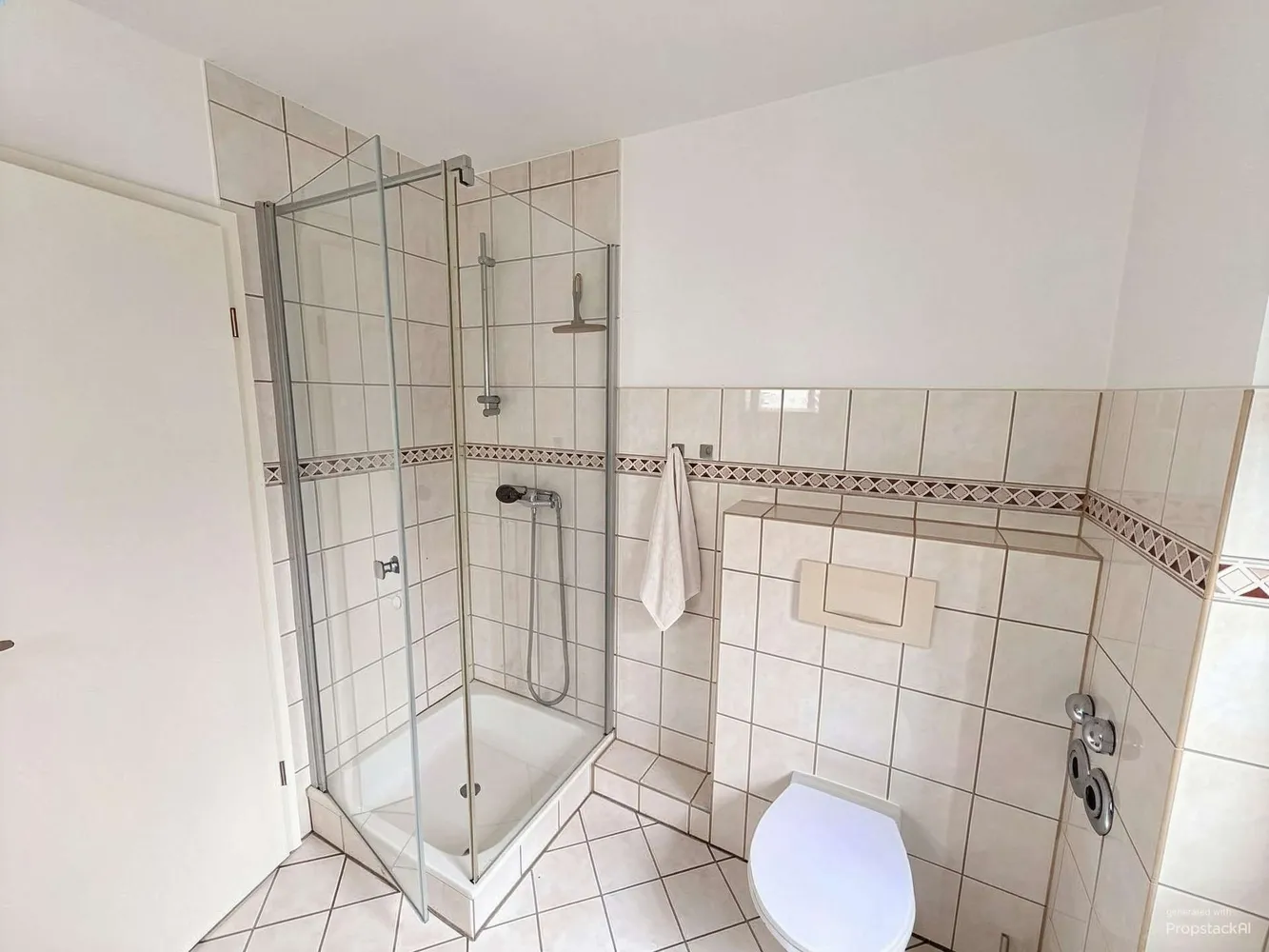 4 Zimmer Wohnung mit 112 m² in Norderstedt – Bild 1