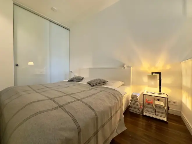 1 Zimmer Wohnung mit 65 m² in Hamburg – Bild 2