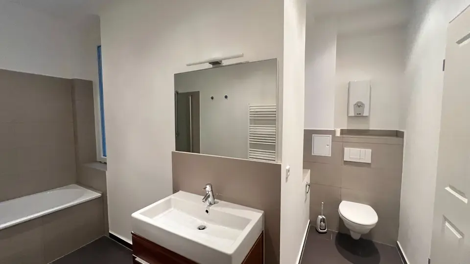 2 Zimmer Wohnung mit 65 m² in Berlin – Bild 9