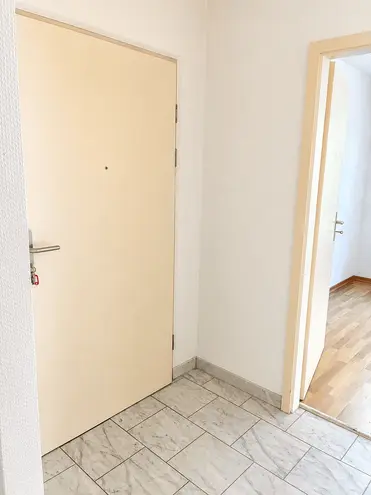 2 Zimmer Wohnung mit 65 m² in Saarbrücken – Bild 4