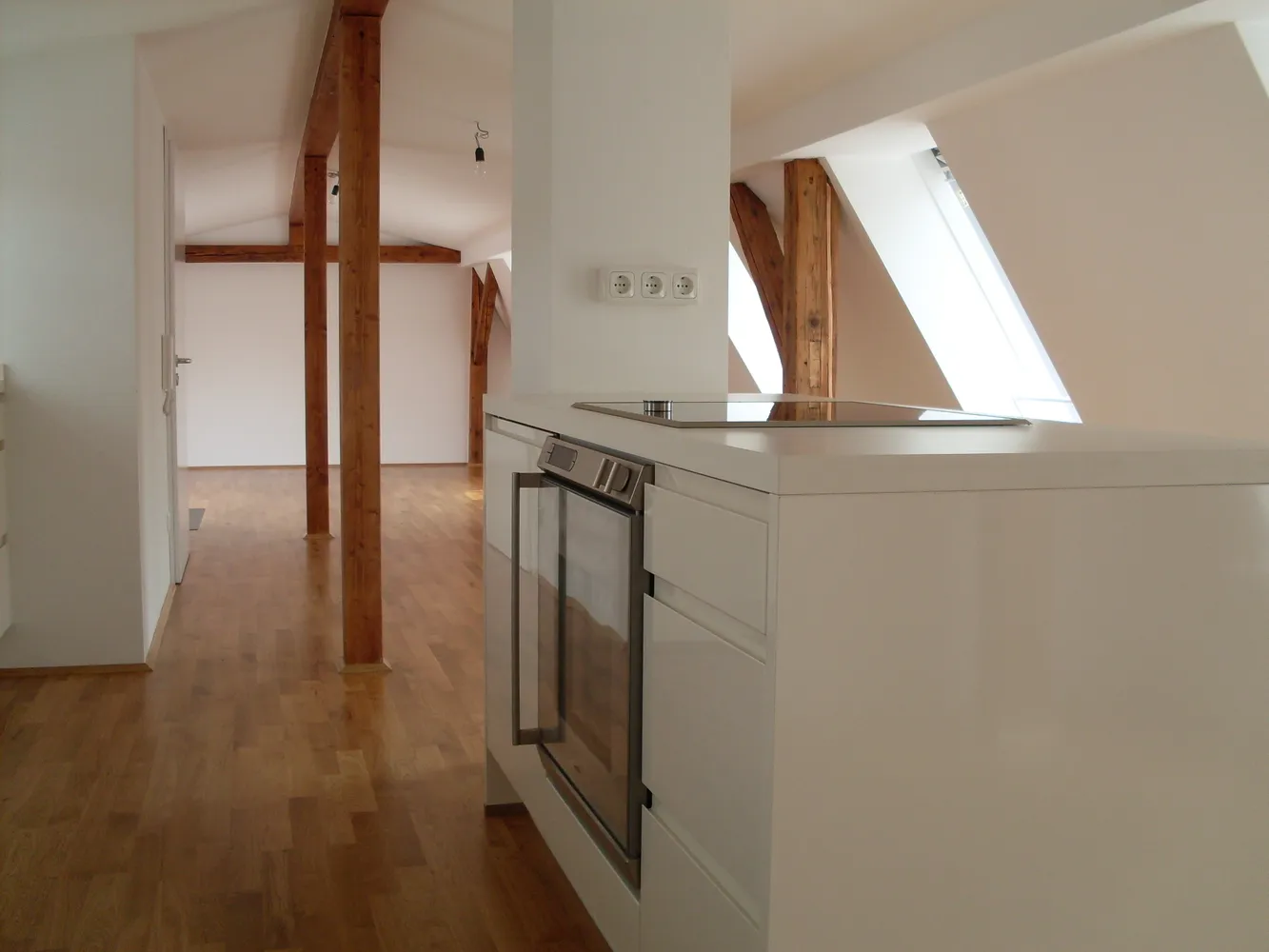 4 Zimmer Wohnung mit 75 m² in München – Bild 9
