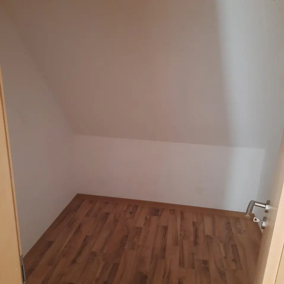 3 Zimmer Wohnung mit 56 m² in Schmalkalden – Bild 4