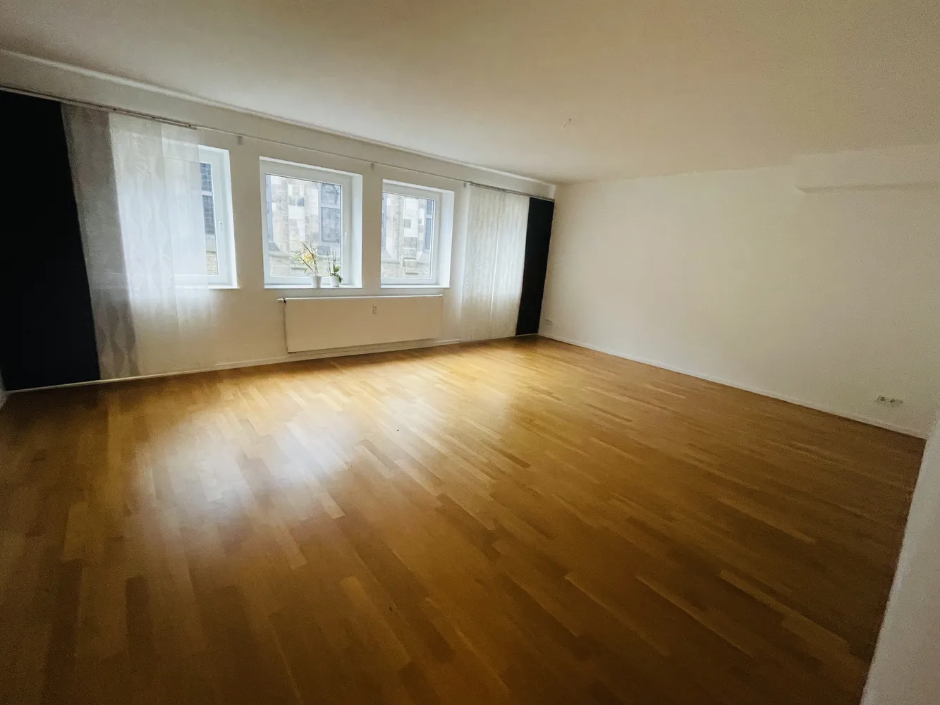 3 Zimmer Wohnung mit 115 m² in Aachen – Bild 1