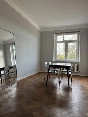 4 Zimmer Wohnung mit 95 m² in München – Bild 8