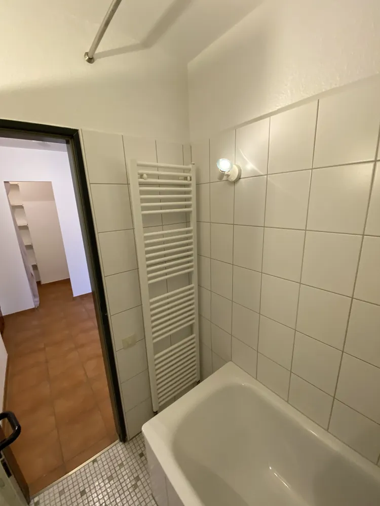 1 room apartment with 38 m² in Bonn – Photo 4