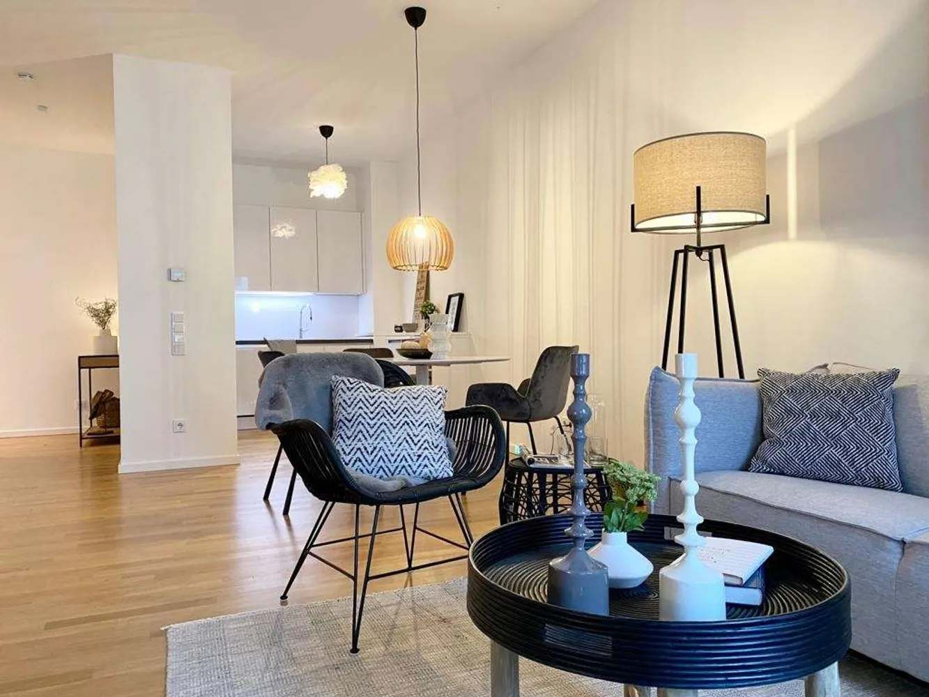 2 Zimmer Wohnung mit 70 m² in Berlin – Bild 1