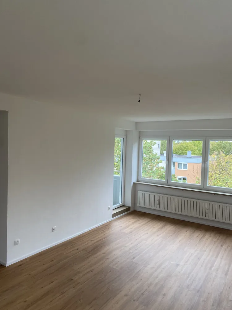 4 Zimmer Wohnung mit 100 m² in Augsburg – Bild 4