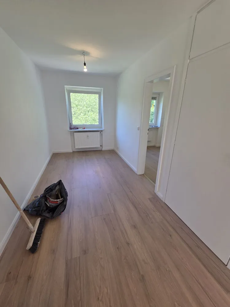 4 Zimmer Wohnung mit 100 m² in Hamburg – Bild 2