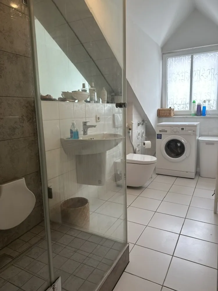 3 Zimmer Wohnung mit 126 m² in München – Bild 3
