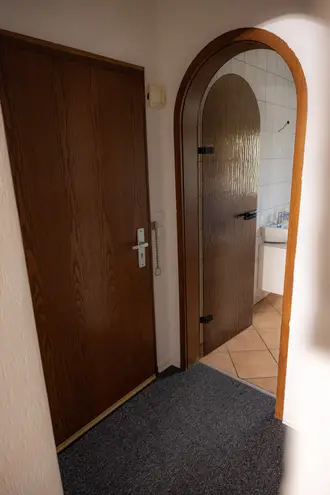 2 Zimmer Wohnung mit 74 m² in Köln – Bild 4