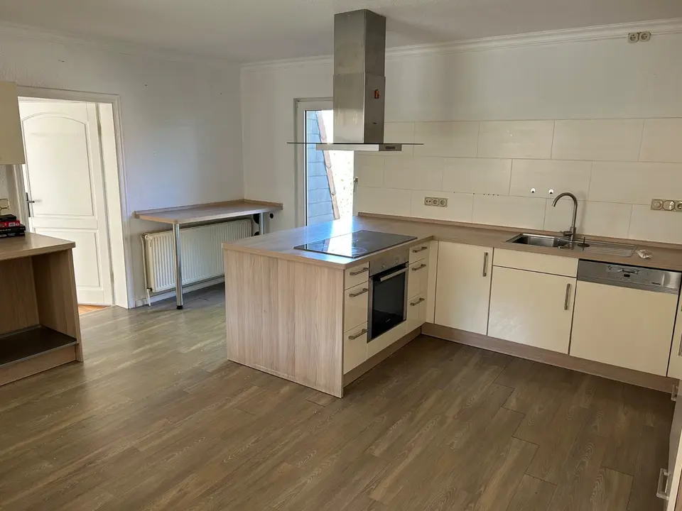 6 Zimmer Wohnung mit 175 m² in Norden – Bild 2