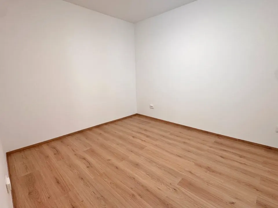 7 Zimmer Wohnung mit 145 m² in Oberhausen – Bild 5