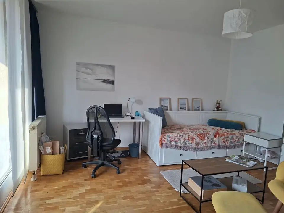 2 Zimmer Wohnung mit 35 m² in Berlin – Bild 1