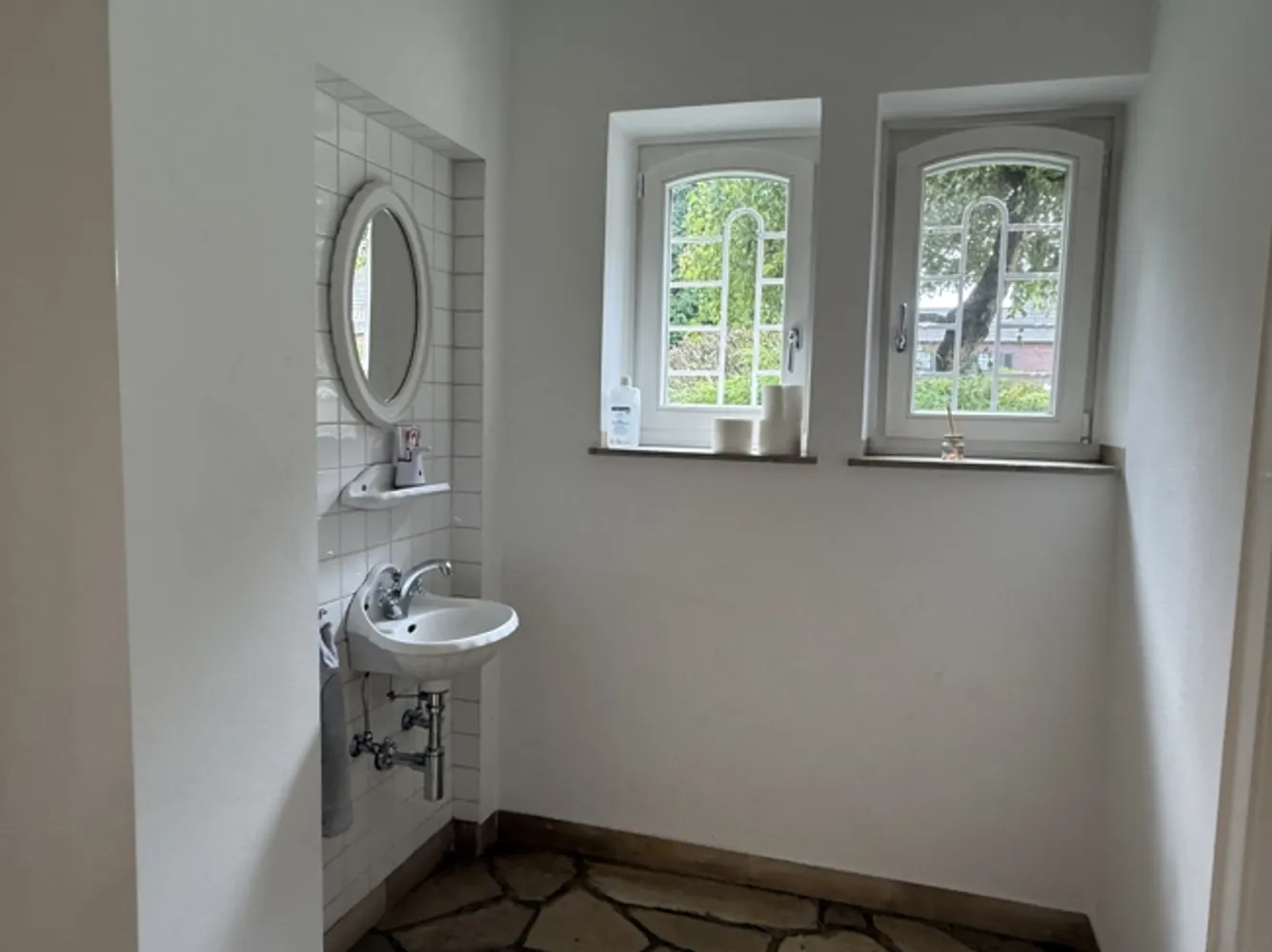 7 Zimmer Wohnung mit 211 m² in Duisburg – Bild 12