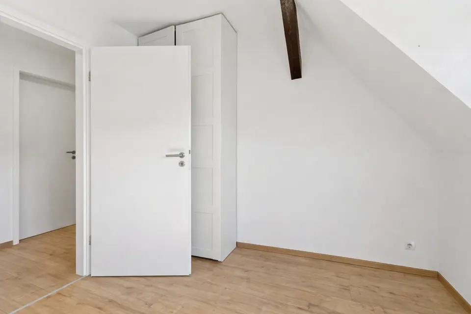 4 Zimmer Wohnung mit 93 m² in Bitterfeld-Wolfen – Bild 7