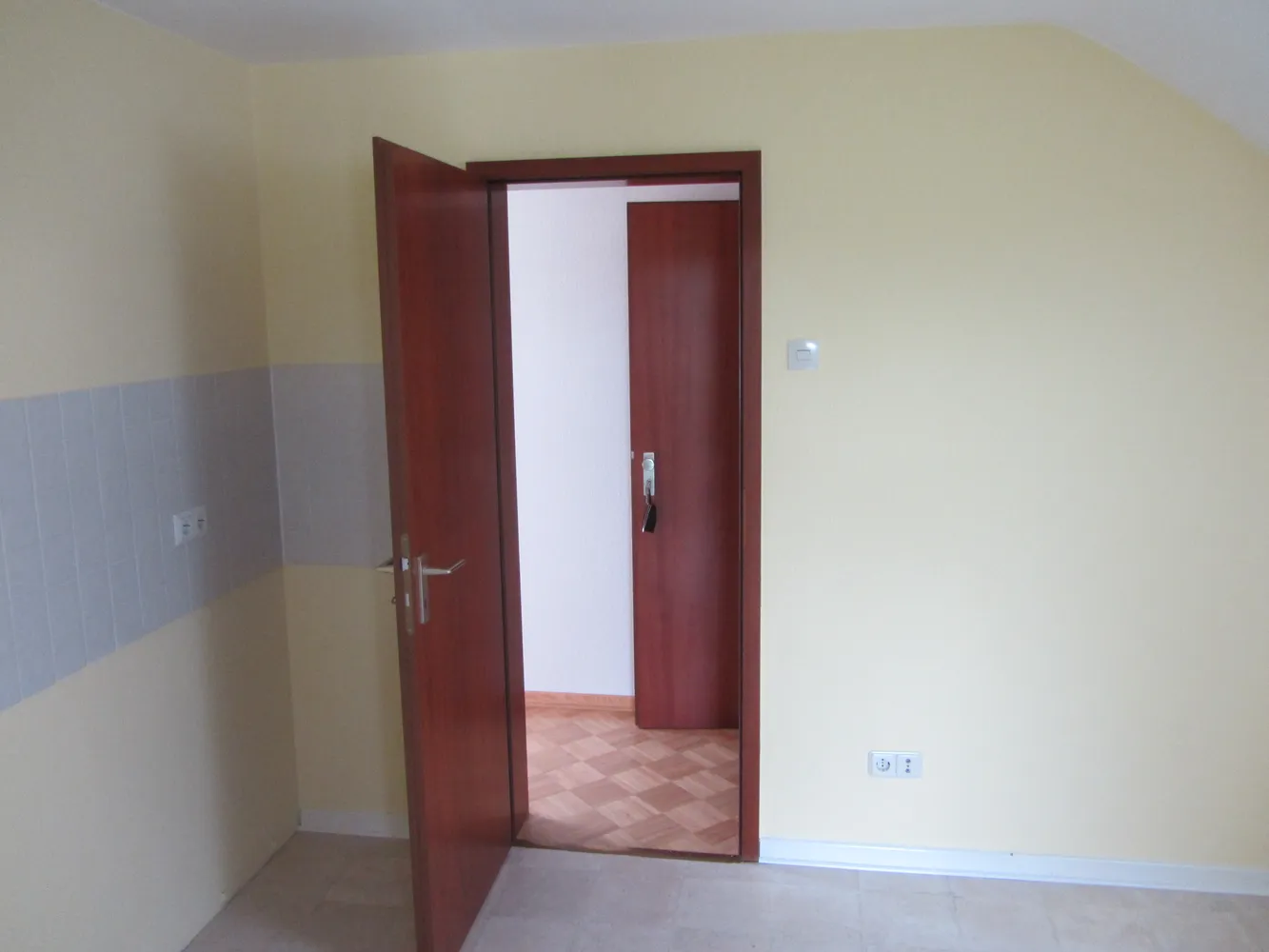 2 Zimmer Wohnung mit 80 m² in Erkrath – Bild 9