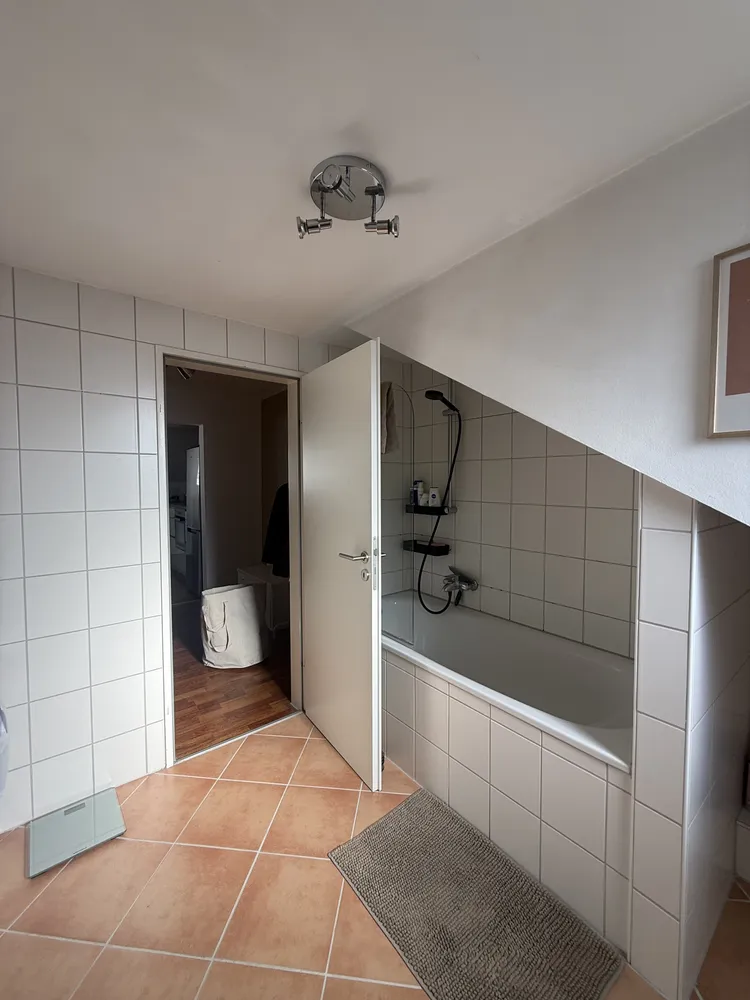 2 Zimmer Wohnung mit 67 m² in Düsseldorf – Bild 12