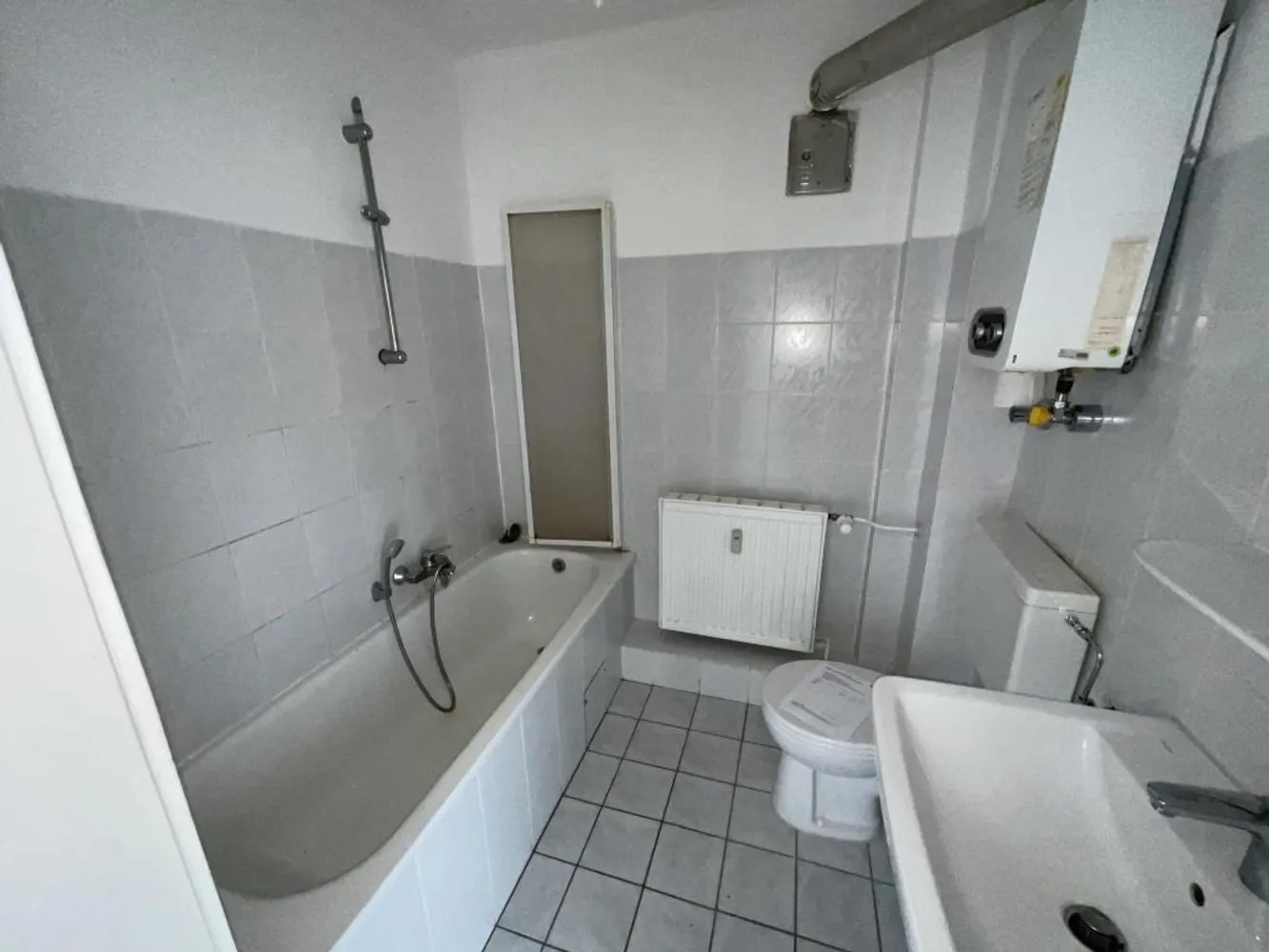 3 Zimmer Wohnung mit 70 m² in Wilhelmshaven – Bild 2