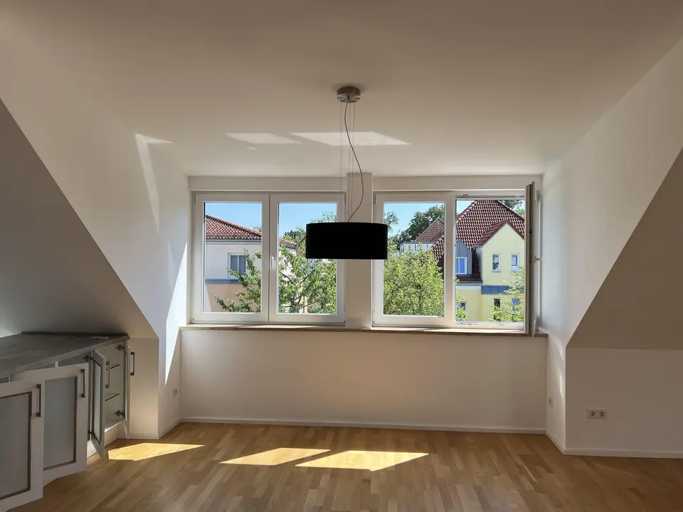 3 Zimmer Wohnung mit 93 m² in Ingolstadt – Bild 2