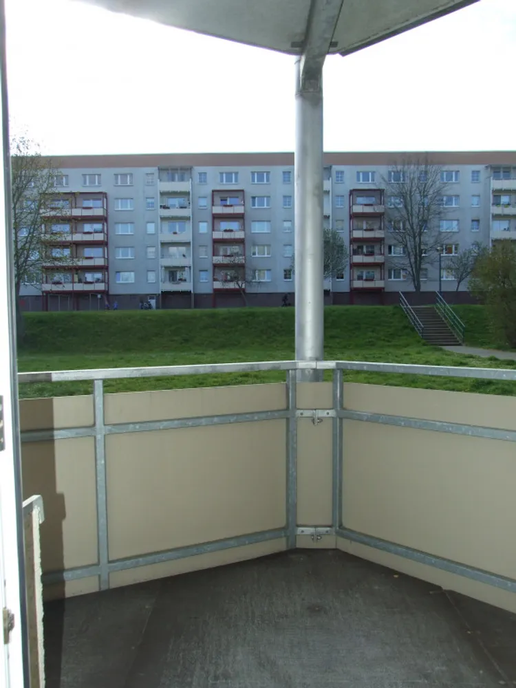 2 Zimmer Wohnung mit 55 m² in Altenburg – Bild 2