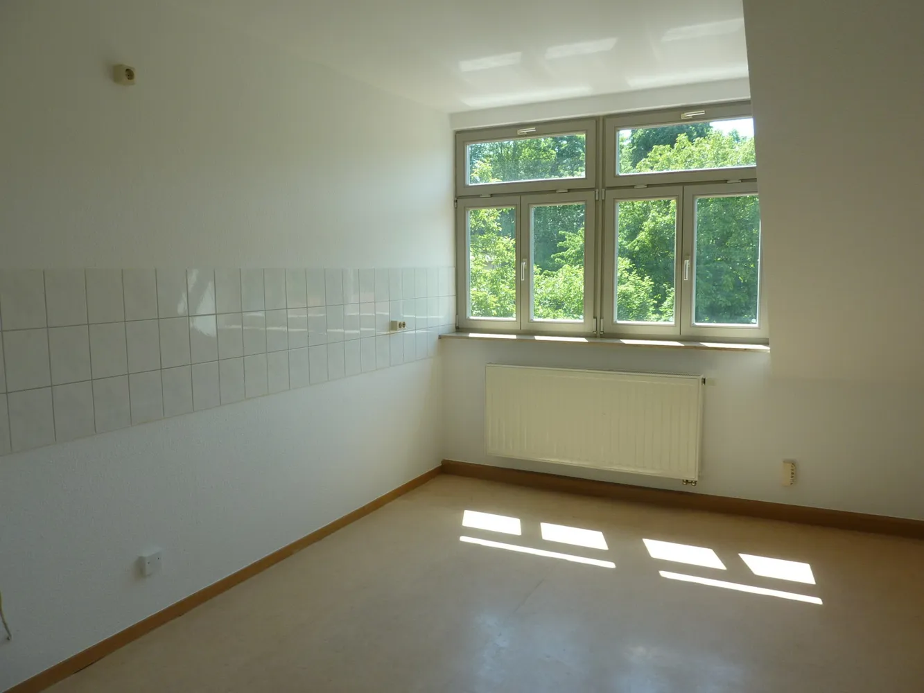2 Zimmer Wohnung mit 56 m² in Weißenfels – Bild 3