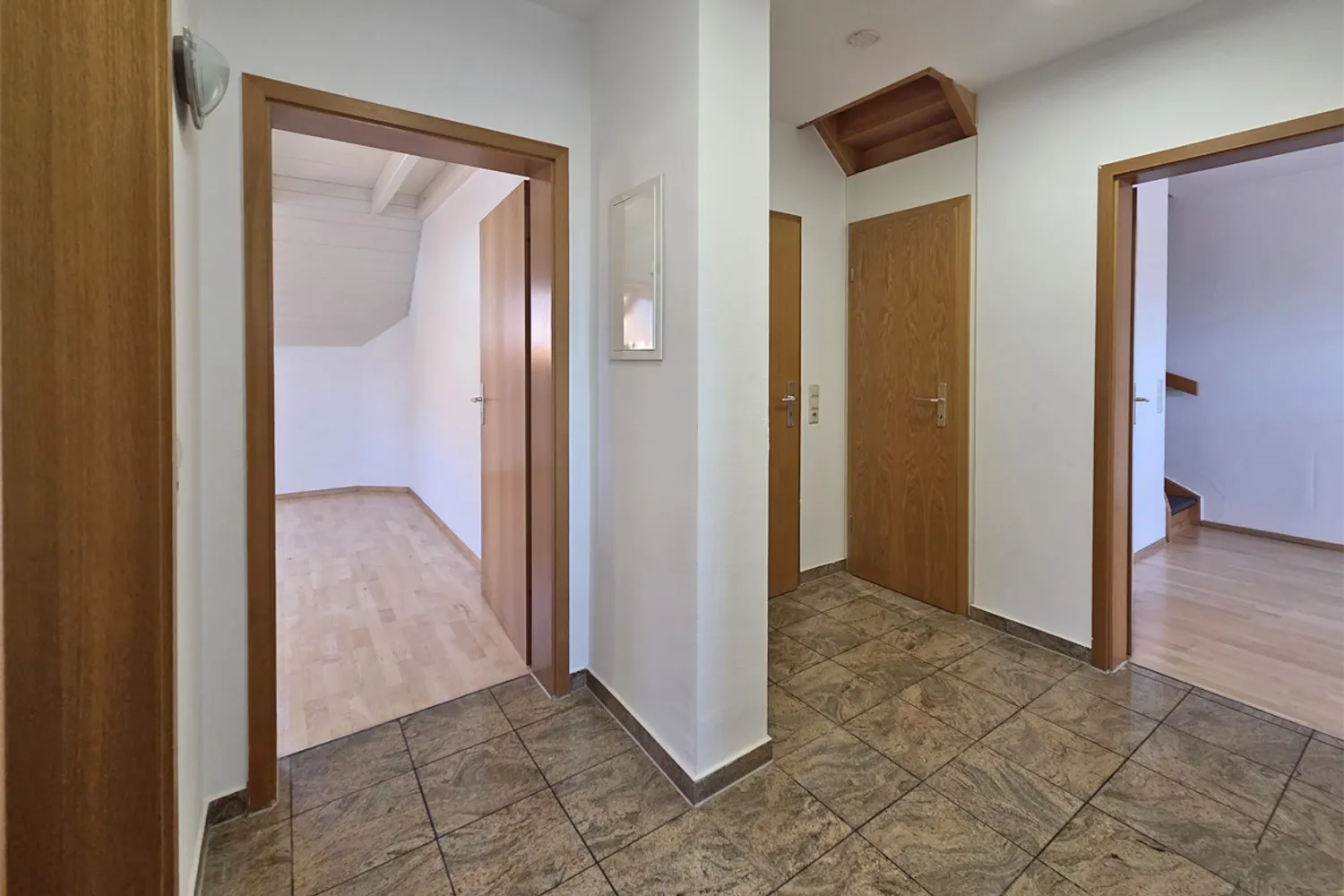 5 Zimmer Wohnung mit 109 m² in Böblingen – Bild 7