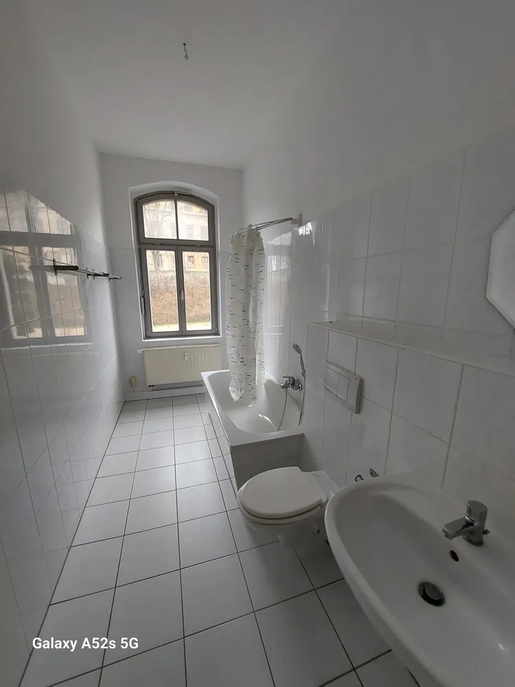 2 Zimmer Wohnung mit 62 m² in Weißenfels – Bild 3