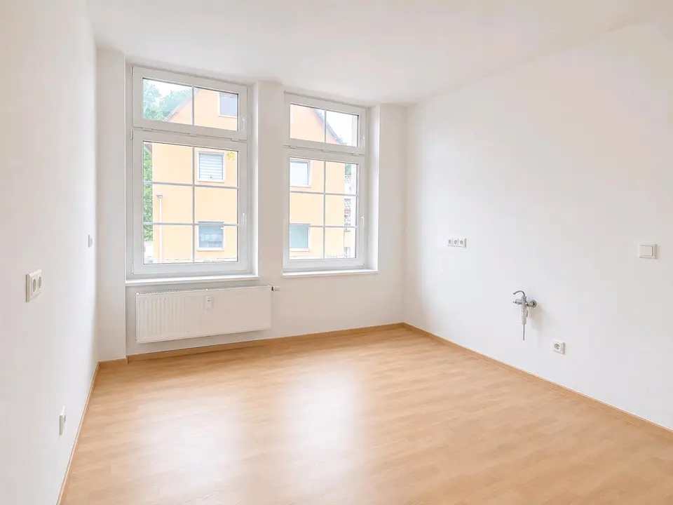6 Zimmer Wohnung mit 120 m² in Meiningen – Bild 3