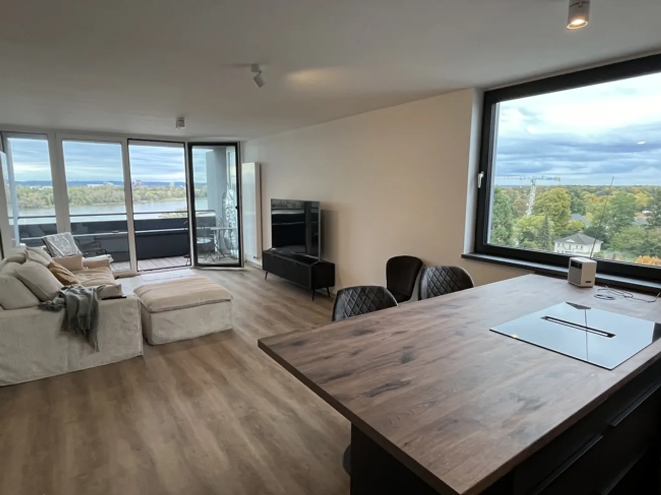 2 room apartment with 75 m² in Cologne – Photo 2