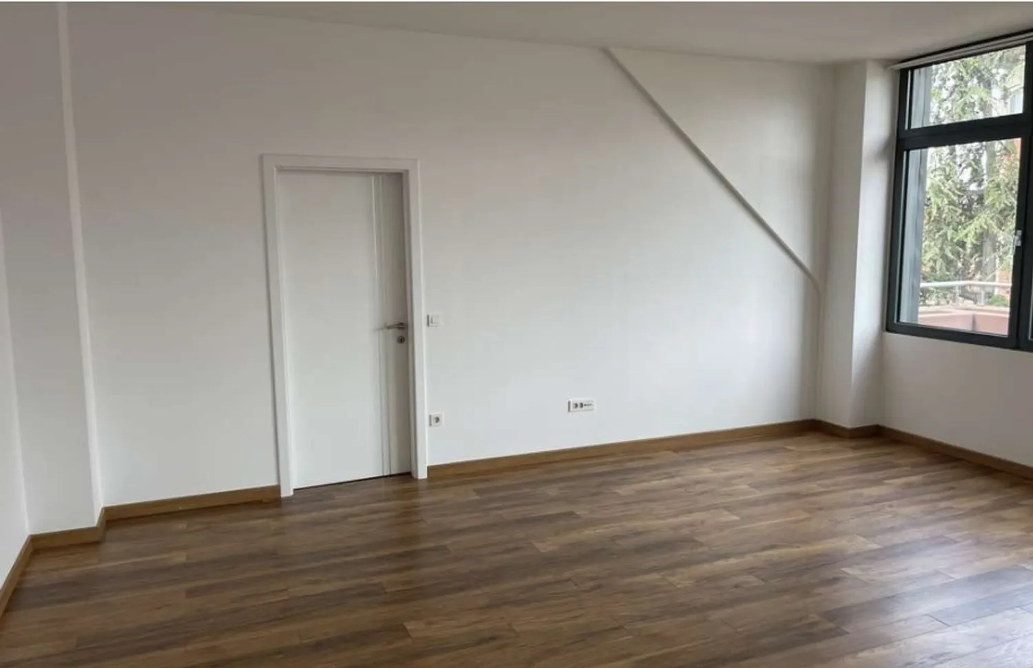 2 Zimmer Wohnung mit 74 m² in Mannheim – Bild 2