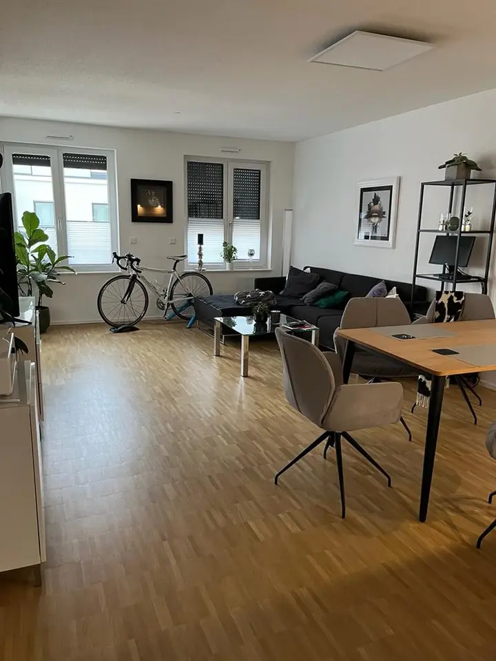 2 Zimmer Wohnung mit 76 m² in Regensburg – Bild 1