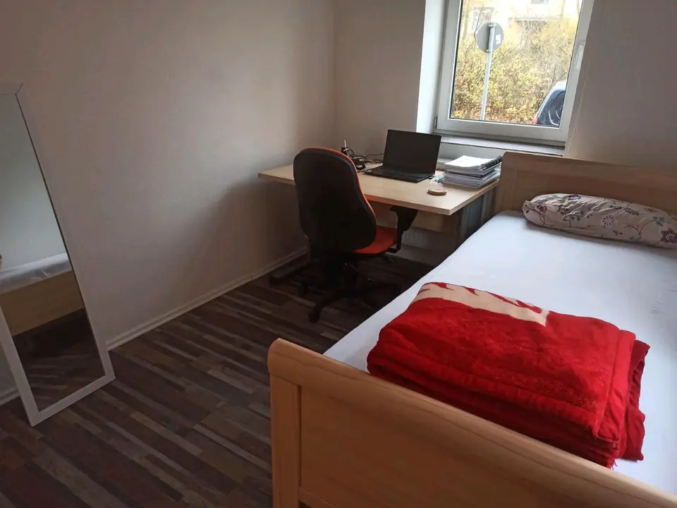 WG-Zimmer mit 80 m² in Coburg – Bild 1