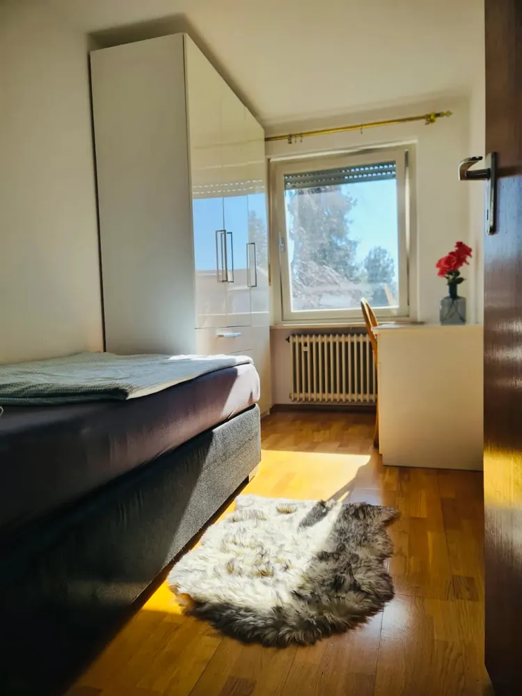 WG-Zimmer mit 9 m² in München – Bild 3