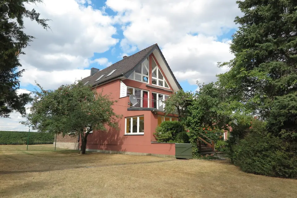 5 Zimmer Wohnung mit 140 m² in Euskirchen – Bild 1