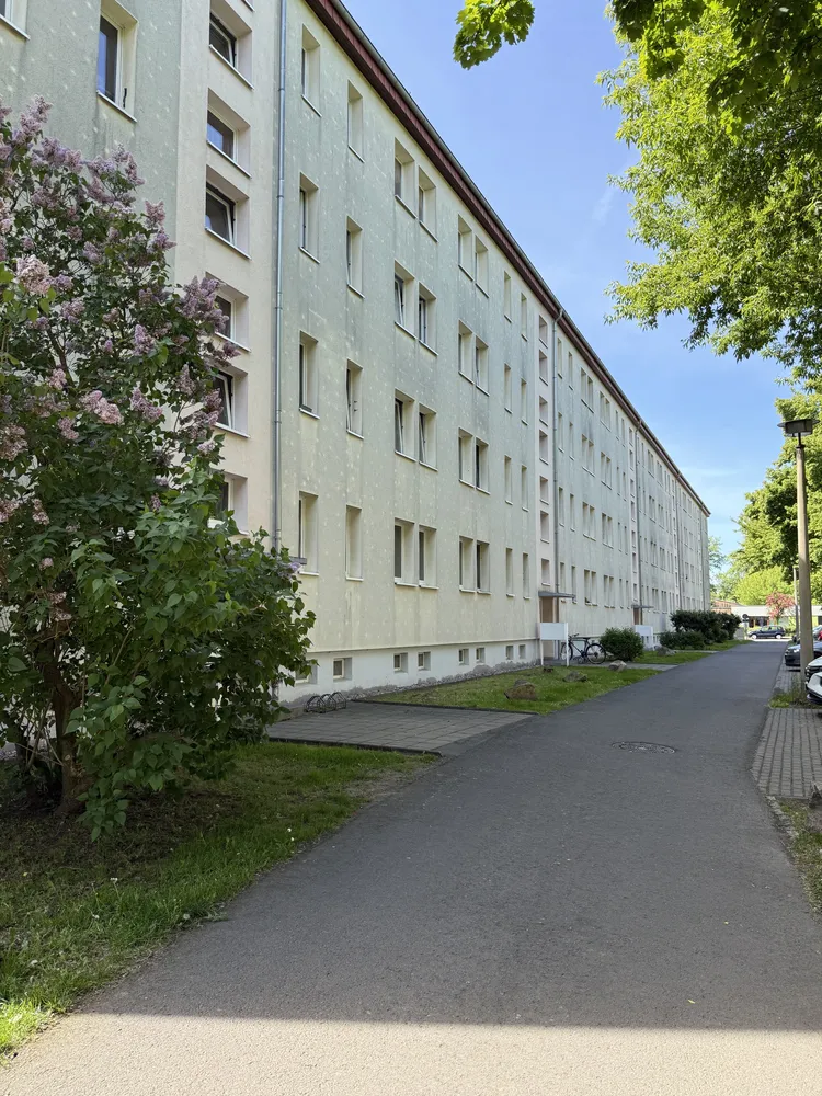 1 room apartment with 29 m² in Erfurt – Photo 1